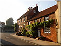 Arundel: cottages in Maltravers Street