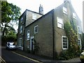 Hunters Lodge, Vicarage Lane