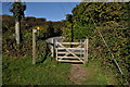 A gate leading to Hannaburrow Lane