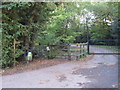 Road and foot access to right of way, Bills Lane