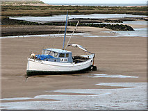 TF8444 : Overy Creek at low tide by Evelyn Simak