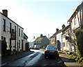 2010 : Bradenstoke village street looking west