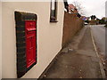 Ringwood: disused postbox in Hightown Road