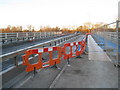 SU6252 : Working on Brunel Road bridge by ad acta