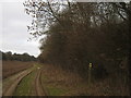 Footpath junction near Denton Wood