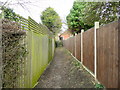 Footpath to Pirton Lane