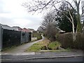 Footpath off Redwood Avenue, Royston