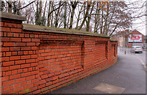 J3673 : Wall, east Belfast by Albert Bridge
