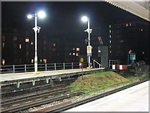 TQ2475 : Terminal platform at Putney Bridge station by Stephen Craven