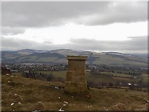 NT4827 : Looking to Selkirk from the Stuart  Roberts Memorial Viewpoint by Iain Lees