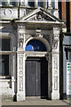 Entrance to N? 10 King Street