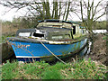 Derelict boat by Hall Farm, Postwick