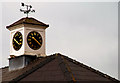 Clock, Crossgar