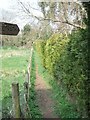 Footpath to Bredon Lane