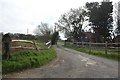 Entrance to Lusteds Farm