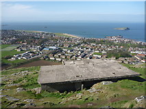 NT5584 : Coastal East Lothian : The Wartime Observation Post On North Berwick Law by Richard West