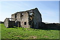 Ruined farmhouse near Pot House