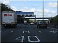 M40 Motorway approaching Woodburn Green Lane bridge