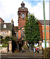 Entrance to the Nicholson Institute