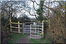 TQ2294 : Kissing gate, Dollis Valley Greenwalk, Totteridge Fields by N Chadwick