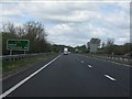 A40 - route confirmatory sign northbound near Wheatley