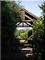 Lych gate, Loxton