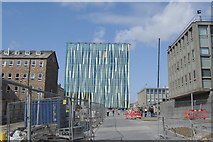 NJ9308 : New University Library, University of Aberdeen by Bill Harrison
