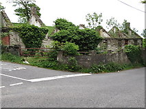 J4842 : Roofless cottages at the junction of Vianstown Road and Bishops Brae by Eric Jones