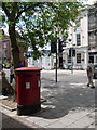 Lymington: postbox № SO41 174, High Street