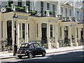 Fiat 500 on Ennismore Gardens