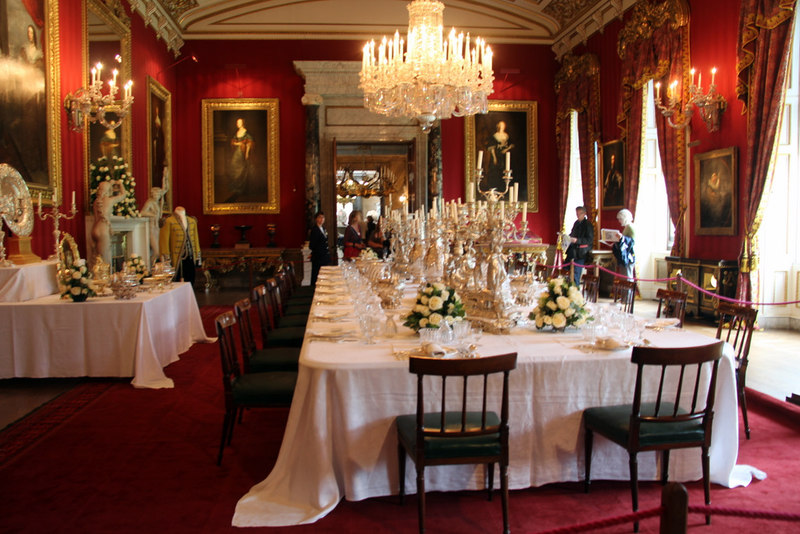 Dining Room, Chatsworth House,... © Christine Matthews cc-by-sa/2.0 ...