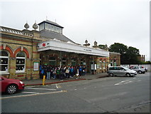 TQ4109 : Lewes railway station by Stacey Harris