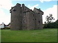 Claypotts Castle