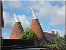 TQ6648 : Allens Oast, Old Road, East Peckham by Oast House Archive