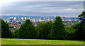 NS5762 : Glasgow from Queens Park by Thomas Nugent