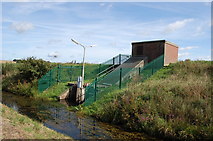 TQ8025 : Kent Ditch Pumping Station by Julian P Guffogg