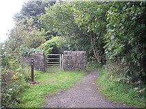 NT1381 : Gate in a wall with the path going round the wall by Sandy Gemmill