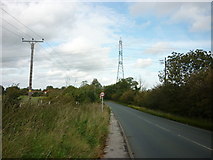 TA0936 : Sutton Road towards Wawne by Ian S