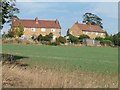 Houses at the western end of Skelbrooke