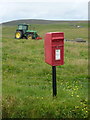 HP6513 : Norwick: postbox № ZE2 19 by Chris Downer