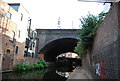 SP0687 : Railway bridge over the canal by N Chadwick