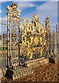 TQ1568 : Wrought-iron screen, the Privy Garden, Hampton Court by Stefan Czapski