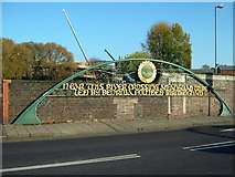 SP0785 : Bridge Over River Rea "Near This River Crossing Was Founded Birmingham" by Roy Hughes