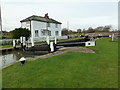 Lock 23, Grand Junction Canal - Stoke Hammond Lock