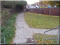 Footpath to Alexandra Road from North Circular