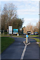 Pavement and Cycleway approaching Silverthorne Way