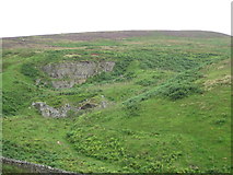 NY5946 : Quarry (disused) and remains of mine by Les Hull