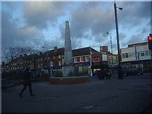 TQ3792 : War memorial on the corner of Hall Lane, Chingford Mount by David Howard