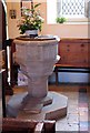 St James the Great, Great Saling - Font