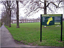 TQ3275 : Ruskin Park by Richard Dorrell